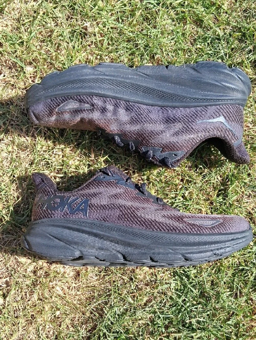 Hoka Clifton 9 Men's Black/Grey Athletic Running Shoes - Picture 3 of 13
